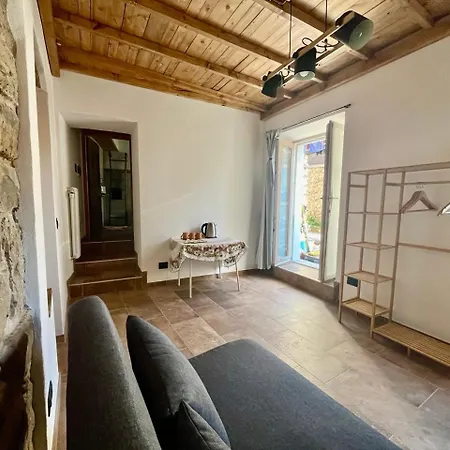 Tana Del Gufo Bed and breakfast 3*