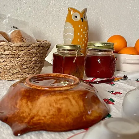 Tana Del Gufo Bed and breakfast 3*