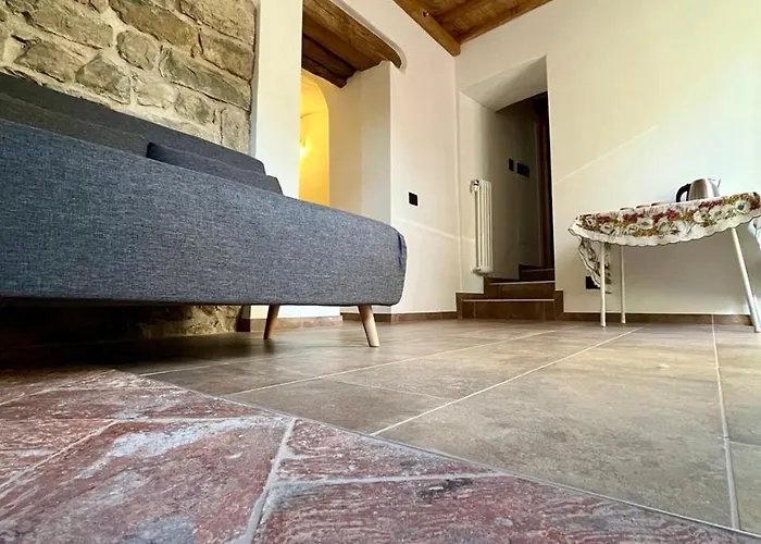Oda ve Kahvaltı Tana Del Gufo Abbadia Lariana